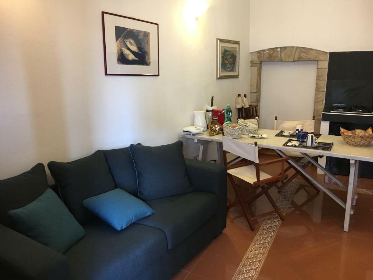 카스텔사르도 L'Appogghju B&B 외부 사진